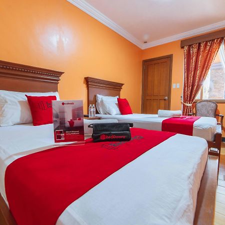 Reddoorz Plus @ Starhomes Olivianville Tarlac City Eksteriør billede