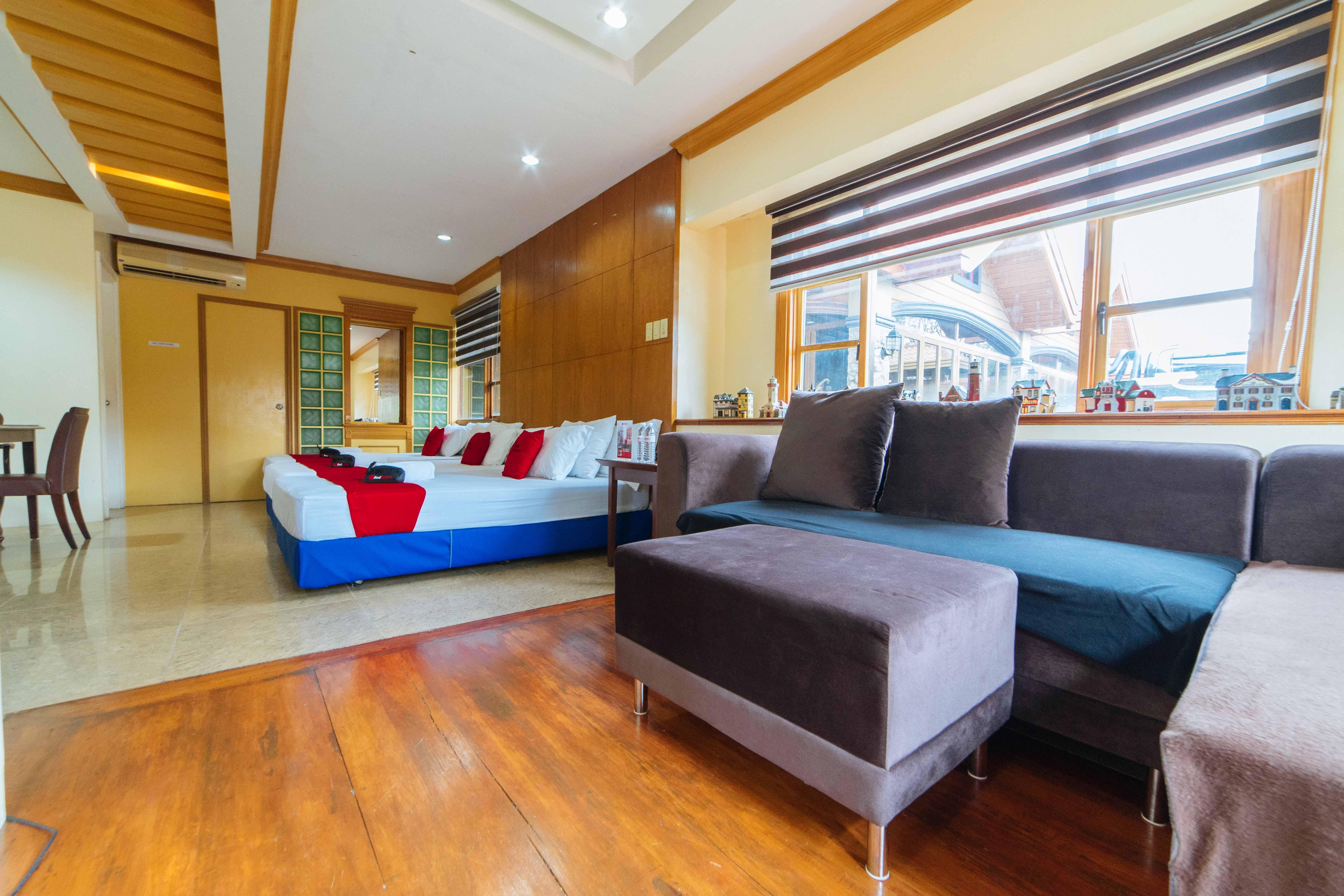 Reddoorz Plus @ Starhomes Olivianville Tarlac City Eksteriør billede