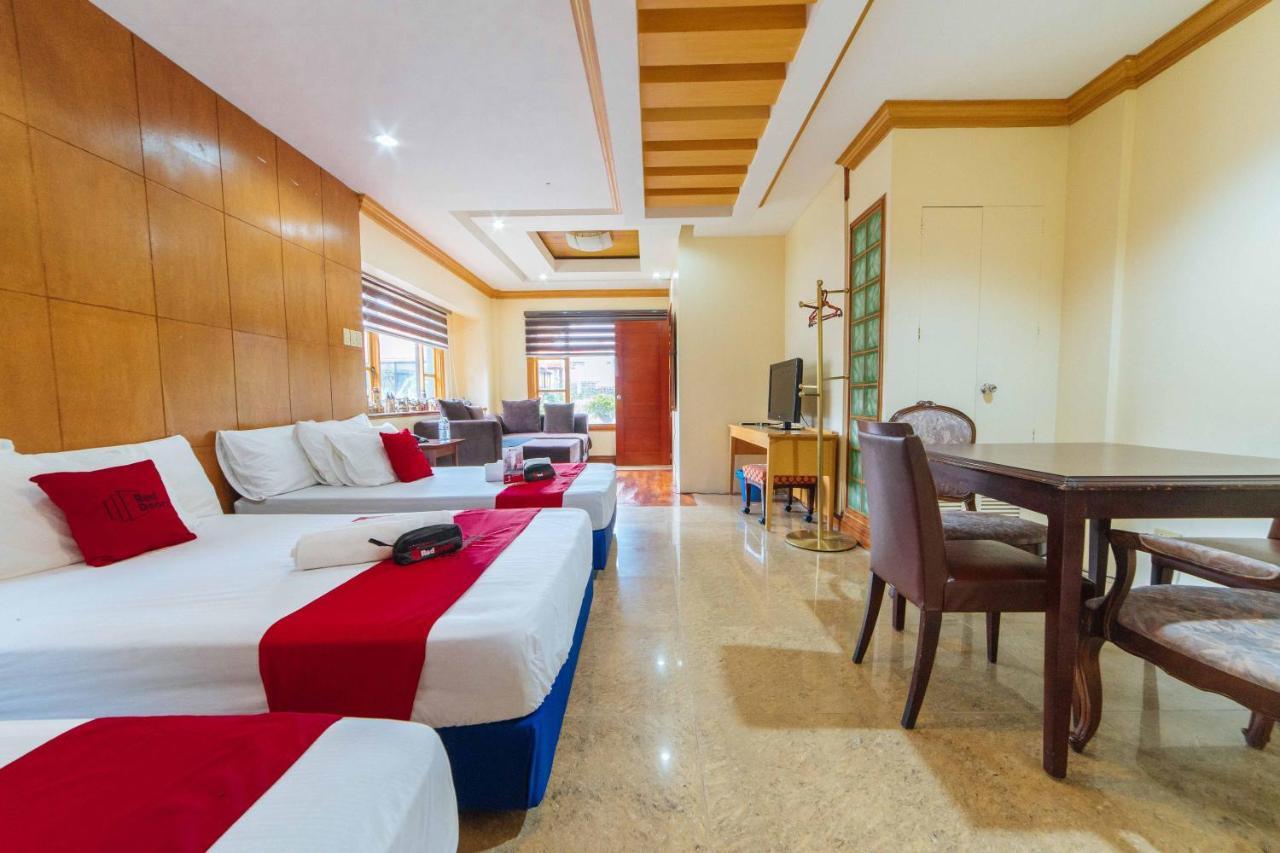 Reddoorz Plus @ Starhomes Olivianville Tarlac City Eksteriør billede