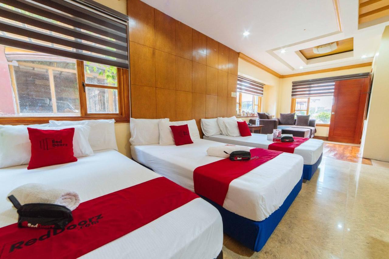 Reddoorz Plus @ Starhomes Olivianville Tarlac City Eksteriør billede